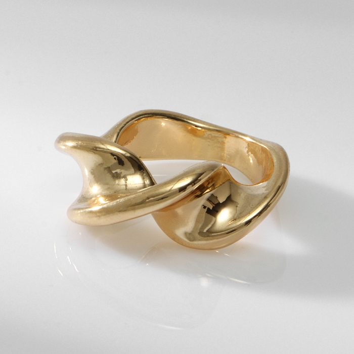 Кольцо металл «Тренд» перекрученное, цвет золото, размер 16 Кольцо металл «Тренд» перекрученное, цвет золото, размер 16