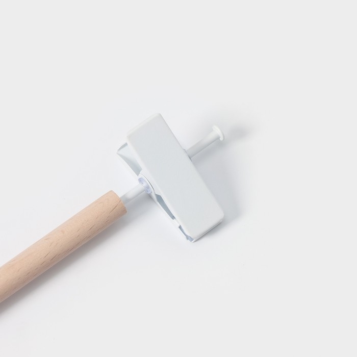 Вешалка для брюк и юбок LaDо́m Laconique, 28&times;11,5&times;2,8 см, с зажимами, цвет белый