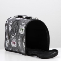 Сумка - переноска для животных "Зимние коты", размер S, 37,5 х 17 х 22 см Сумка - переноска для животных "Зимние коты", размер S, 37,5 х 17 х 22 см