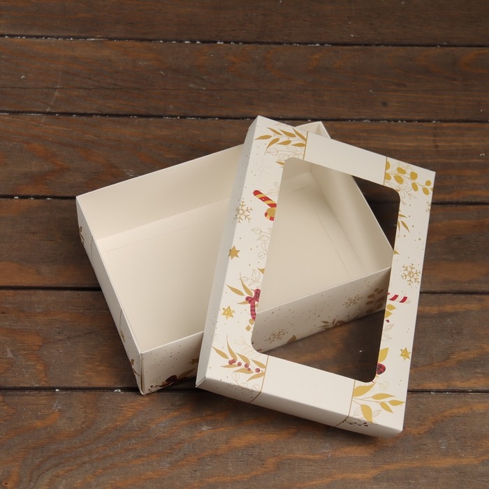 Новый год. Коробка подарочная новогодняя складная, крышка-дно, с окном Новый год. Коробка подарочная новогодняя складная, крышка-дно, с окном "Счастливых каникул" 24 х 17 х 8 см