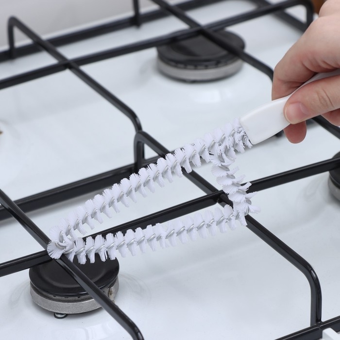 Щётка для чистки посуды и решёток-гриль Raccoon, треугольник, 24&times;6,5х1,5 см, цвет белый