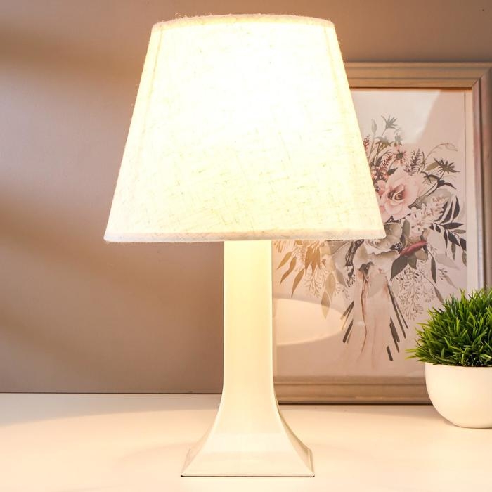 Лампа настольная 62104 1хЕ27 15Вт светло-бежевый d=22 см, h=34,5 см RISALUX