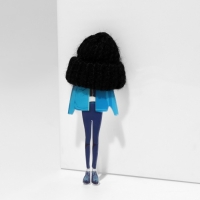 Брошь &laquo;Девочка&raquo; в джинсовке, цветная в серебре