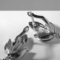 Серьги с жемчугом &laquo;Грейс&raquo; листья, цвет белый в серебре