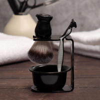 Набор для бритья «PREMIUM SHAVE», 3 предмета, подарочная упаковка, цвет чёрный Набор для бритья «PREMIUM SHAVE», 3 предмета, подарочная упаковка, цвет чёрный