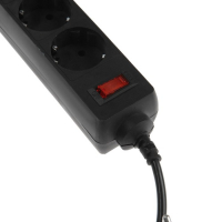 Сетевой фильтр Luazon Lighting, 4 розетки, 1.0 м, 2200 Вт, 3 х 0.75 мм2, 10 A, 220 В, черный