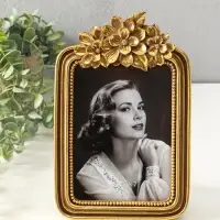 Фоторамка полистоун 13х18 см "Цветочный венок" золото 25х16,5х1,5 см