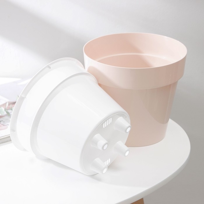 Кашпо для цветов со вставкой &laquo;Порто&raquo;, 2,4 л, цвет жемчужный