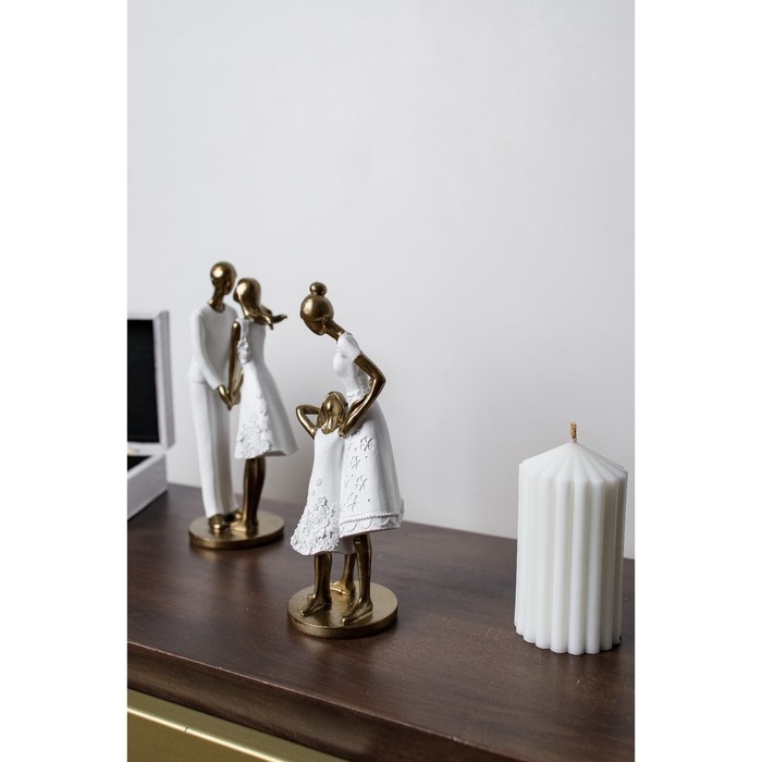 Сувенир полистоун "Мама с дочкой, в белых платьях с цветами" 9х8,5х23,5 см