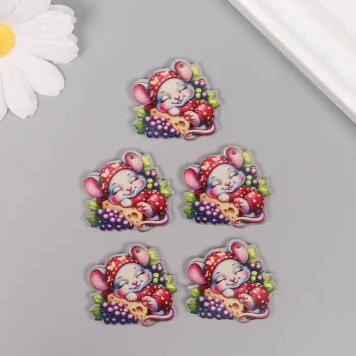 Декор для творчества акрил "Мышонок в пижамке сладко спит на сыре" 3х3х0,2 см