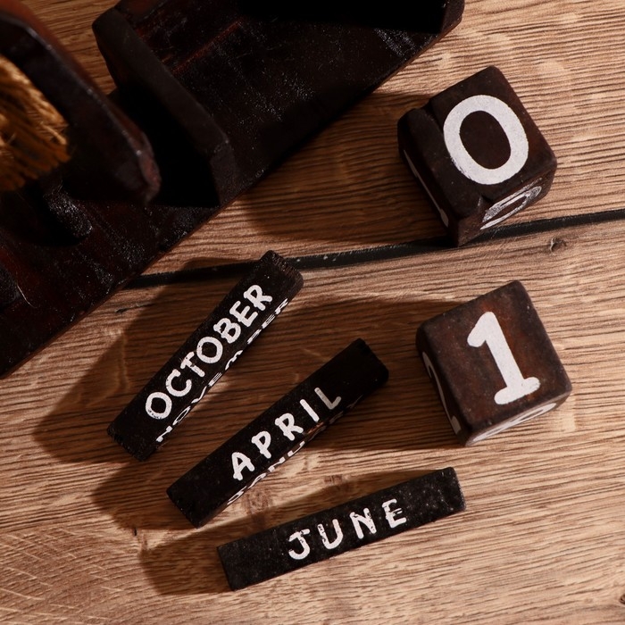 Сувенир дерево календарь "Абориген" 14х20х8 см  МИКС