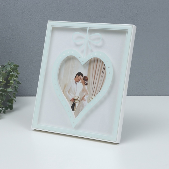 Фоторамка пластик на 1 фото 20х25 см "Сердце с бантиком" серебро бумага тиснение 26х2х31 см   107050