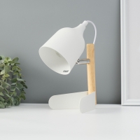 Лампа настольная "Престиж" 1х40Вт Е27 белый 13х12х24см Лампа настольная "Престиж" 1х40Вт Е27 белый 13х12х24см