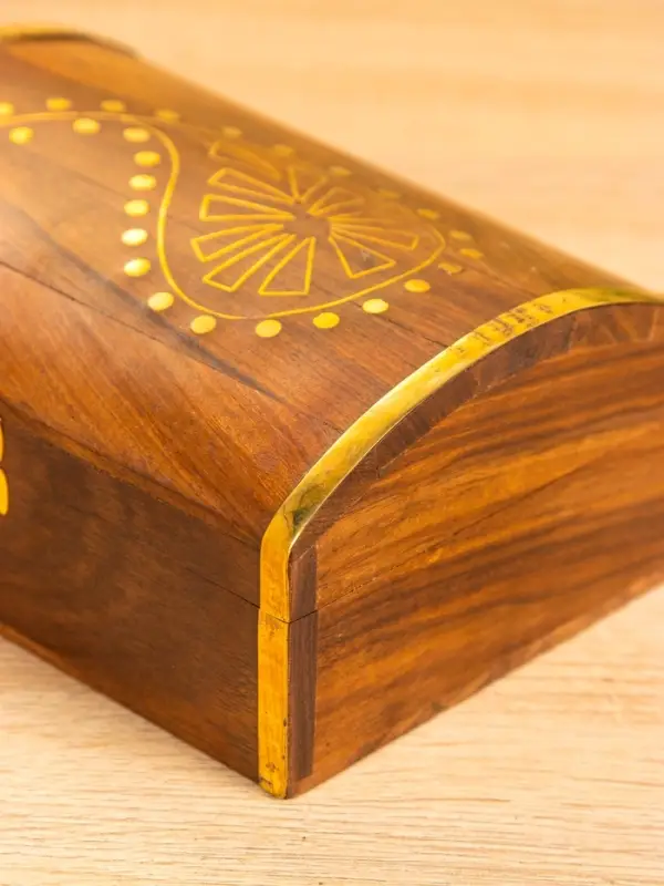 Шкатулка "Глу" 18х12,8х8 см, дерево шишам, латунь