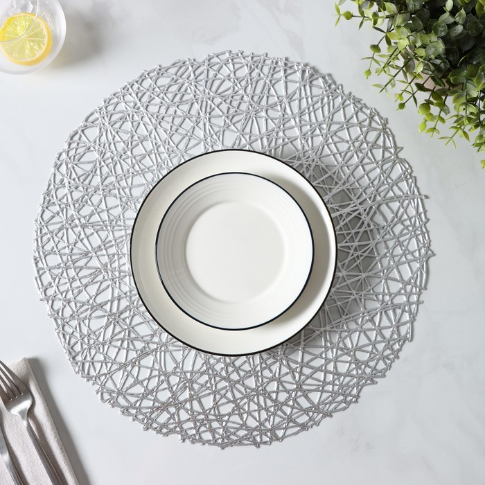 Набор салфеток сервировочных на стол Доляна &laquo;Паутинка&raquo;, d=38 см, 4 шт, цвет серебряный