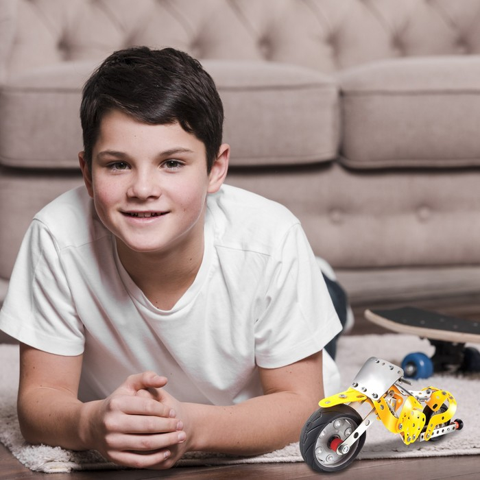 Конструктор металлический &laquo;Ретропарк&raquo;, 4 варианта сборки, 180 деталей