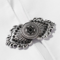 Зажим для кардигана &laquo;Лепнина&raquo;, цвет чёрный в чернёном серебре