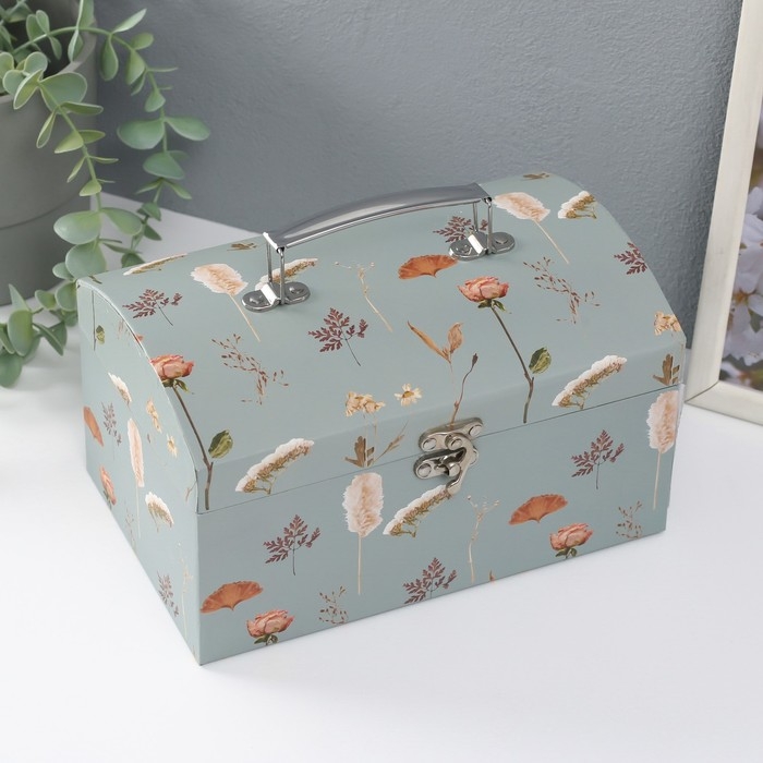 Шкатулка картон сундучок Шкатулка картон сундучок "Цветочный рисунок" набор 3 шт 26х18х16,5 24х16х14,5 22х14х12,7 см 102356