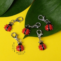 Шармик &laquo;Божья коровка&raquo;, цвет красно-чёрный в серебре