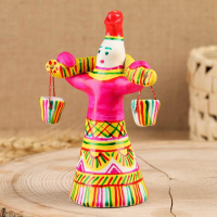 Филимоновская игрушка &laquo;Барыня с коромыслом&raquo;