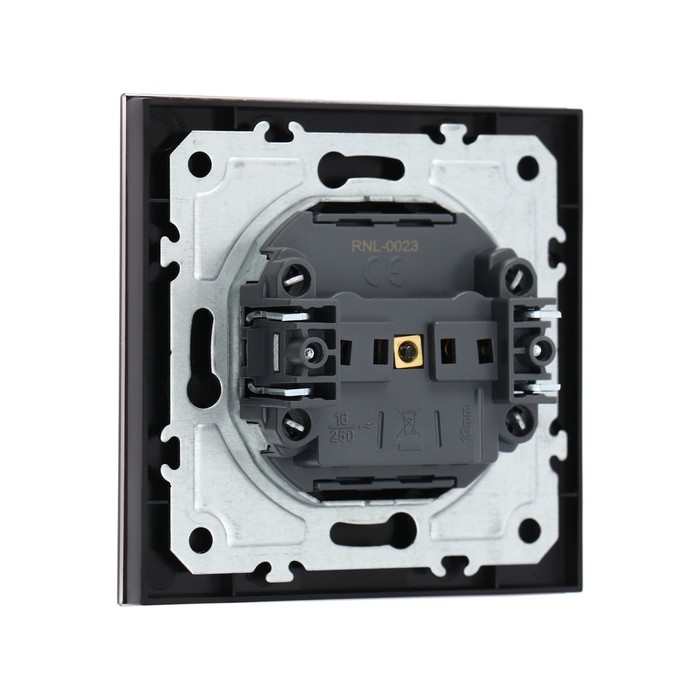 Розетка одноместная TOT Glossy Glass, 10 А, скрытая, без з/к, стекло, черная Розетка одноместная TOT Glossy Glass, 10 А, скрытая, без з/к, стекло, черная