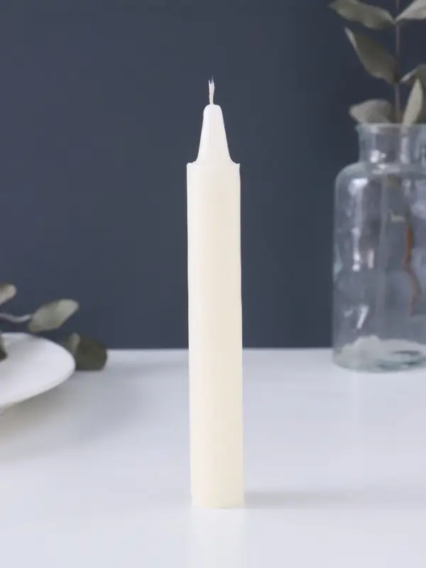 Свеча парафиновая бытовая 40 г, 15-16 см, 5 ч