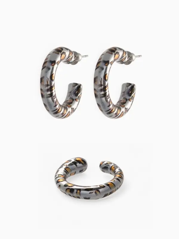 Набор серьги и каффы "Леопард", цвет серебро