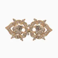 Зажим для кардигана "Ажур", кокошник, цвет белый в золоте