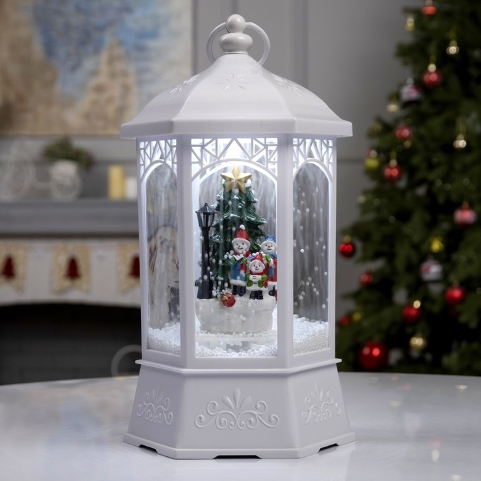 Светодиодная фигура «Фонарь со снеговиками и ёлкой» 20 × 27 × 20 см, пластик, батарейки ААх3 (не в комплекте), USB, свечение белое Светодиодная фигура «Фонарь со снеговиками и ёлкой» 20 × 27 × 20 см, пластик, батарейки ААх3 (не в комплекте), USB, свечение белое