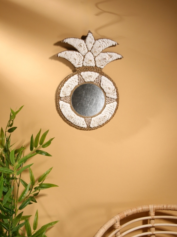 Зеркало настенное 32х50 см (декорировано ракушкой) Зеркало настенное 32х50 см (декорировано ракушкой)