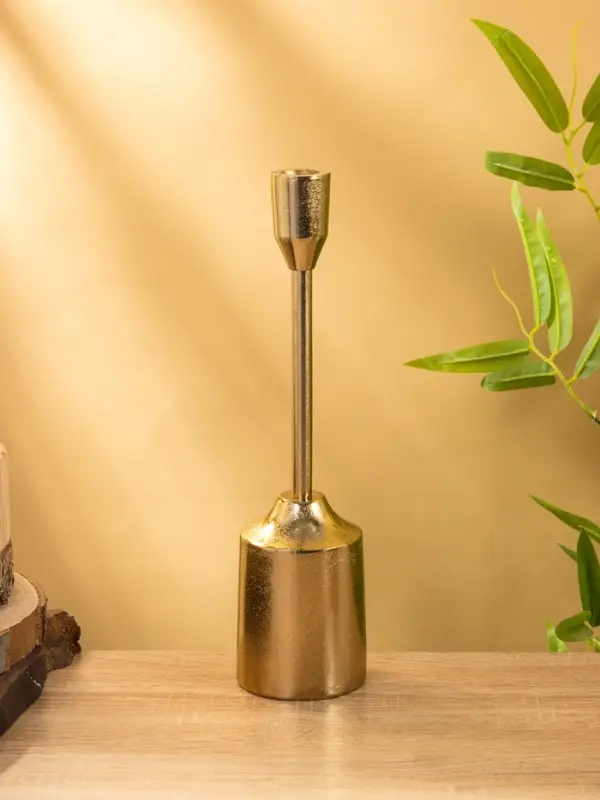 Подсвечник "Доблесть" золотой алюминий 8х8х30 см