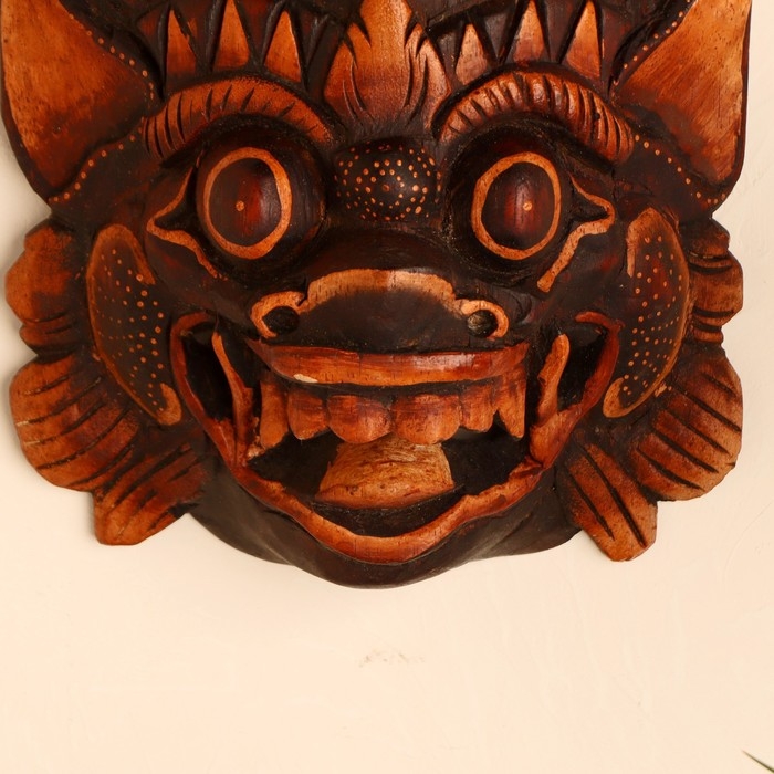 Маска дерево Маска дерево "Барон" 20 см