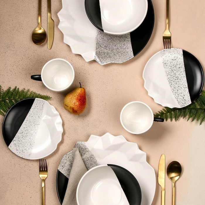 Тарелка керамическая «Снежные горы», 27 см, цвет чёрно-белый Тарелка керамическая «Снежные горы», 27 см, цвет чёрно-белый