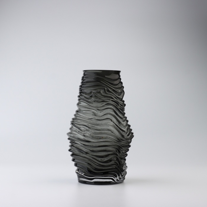 Ваза для цветов &laquo;Авиньон&raquo; из черного стекла 24&times;14&times;14 см
