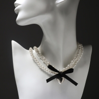 Колье с жемчугом &laquo;Сердце&raquo;, цвет серебро, 30 см