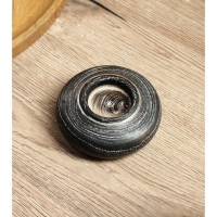 Подсвечник из дерева Джати, d 3 см,10х10х4 см, цв. темно-коричневый