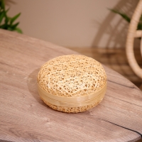 Шкатулка с крышкой плетёная, из бамбука 20х20х11 см