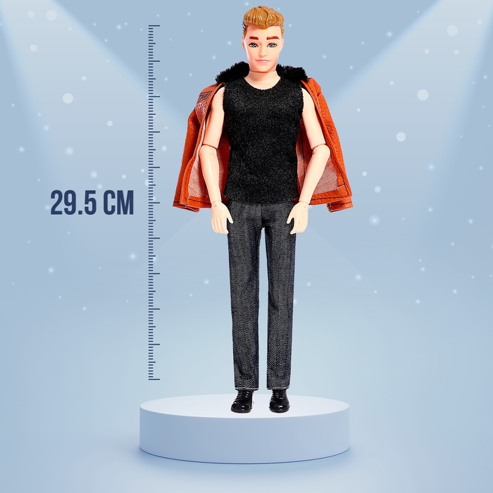 Кукла-модель &laquo;Алекс&raquo; в костюме