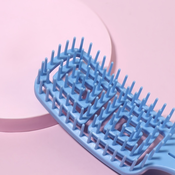 Расчёска массажная, прорезиненная ручка, вентилируемая, 6,3 &times; 22 см, цвет МИКС