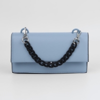 Цепочка для сумки, с карабинами, пластиковая, 23 &times; 17 мм, 30 см, цвет чёрный/серебряный