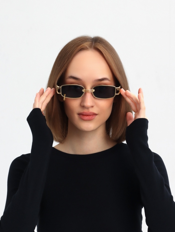 Очки солнцезащитные OneSun, UV 400, линза 3.2 х 5.3 см, ширина 14.6 см, дужка 15.6 см, черные дужки