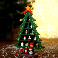 Новогодний сувенир &laquo;Ёлка с ячейками под подарки&raquo; 26 &times; 30 см