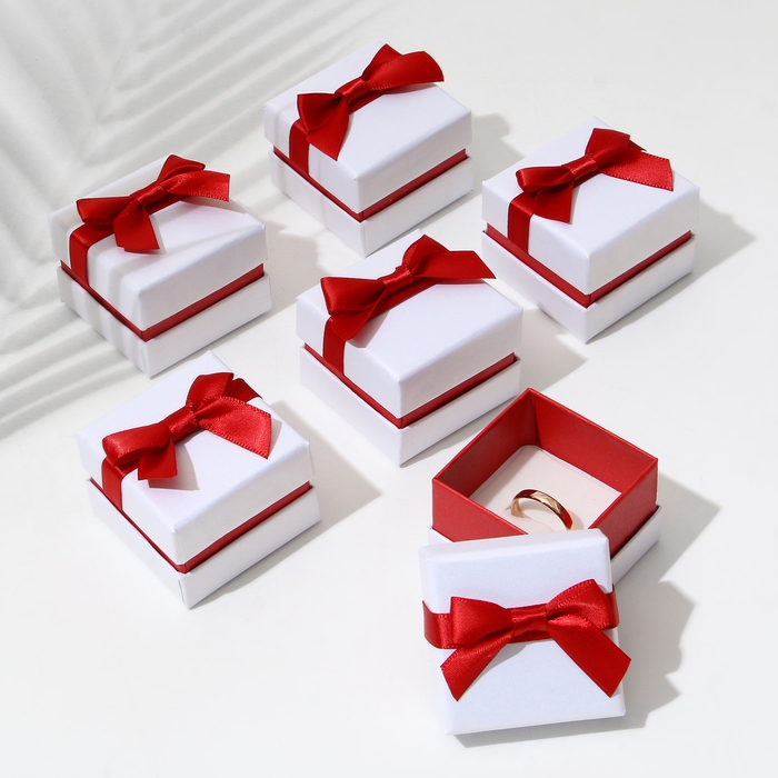 Коробочка подарочная под кольцо/серьги &laquo;Рафаэлло&raquo;, 5&times;5, цвет бело-красный