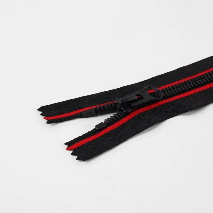 Молния &laquo;Трактор&raquo;, №8, неразъёмная, замок автомат, 18 см, чёрная, красная