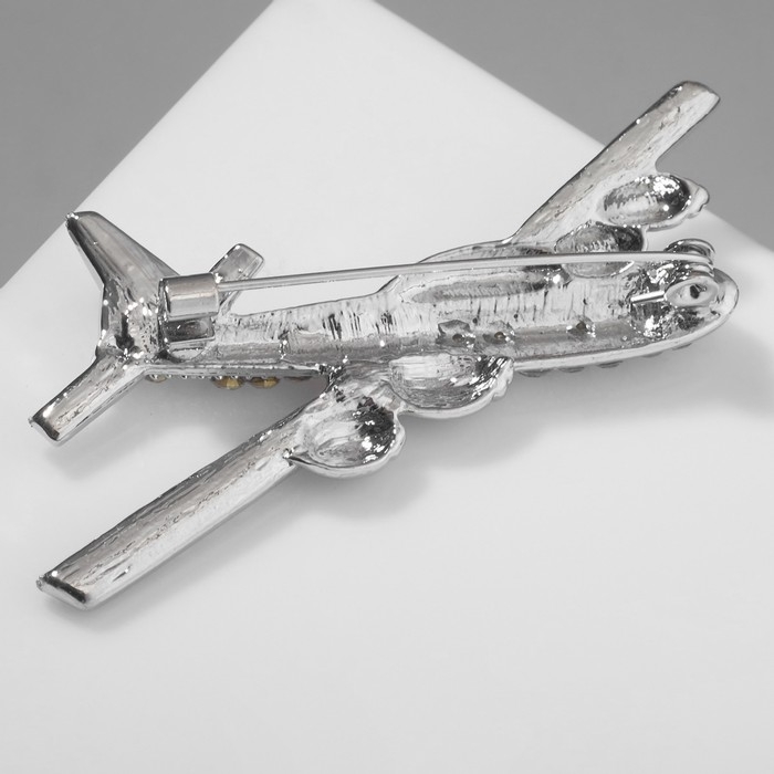 Брошь &laquo;Самолёт&raquo; парящий, цвет белый в серебре