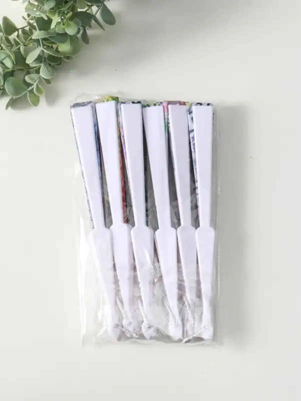 Веер пластик, текстиль "Бабочки и цветы на леопарде" МИКС 23 см