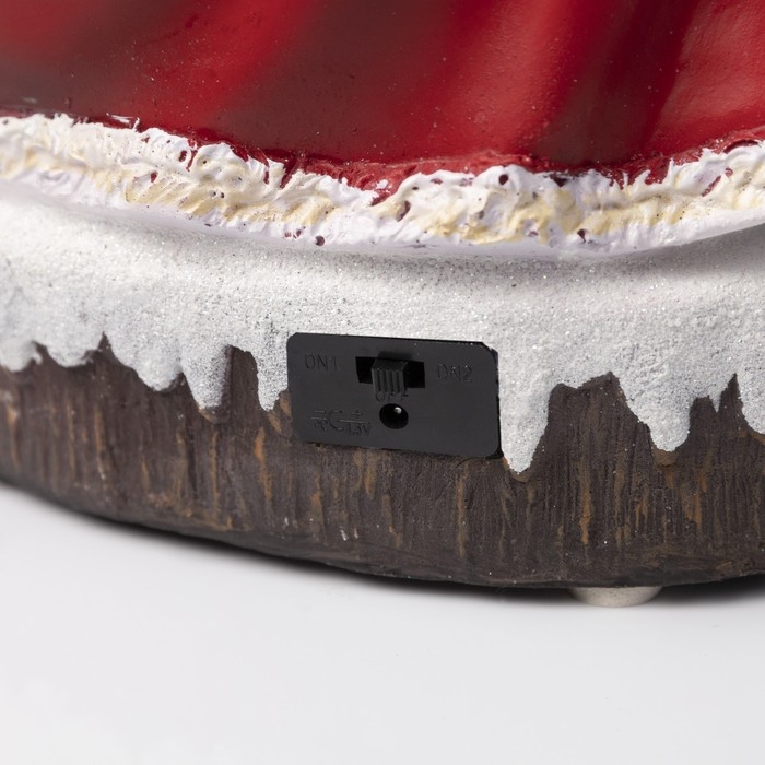 Светодиодная фигура «Дед Мороз и паровоз» 23 × 32 × 16 см, полистоун, батарейки ААх3 (не в комплекте), USB, свечение мульти (RGB) Светодиодная фигура «Дед Мороз и паровоз» 23 × 32 × 16 см, полистоун, батарейки ААх3 (не в комплекте), USB, свечение мульти (RGB)