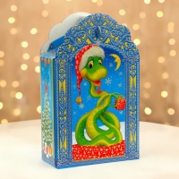 Новый год. Подарочная коробка новогодняя Фигурная "Визит" 16,8 х 7 х 25 см. Новый год. Подарочная коробка новогодняя Фигурная "Визит" 16,8 х 7 х 25 см.