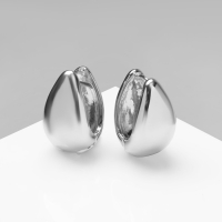 Серьги металл &laquo;Капля&raquo; объемная, цвет серебро