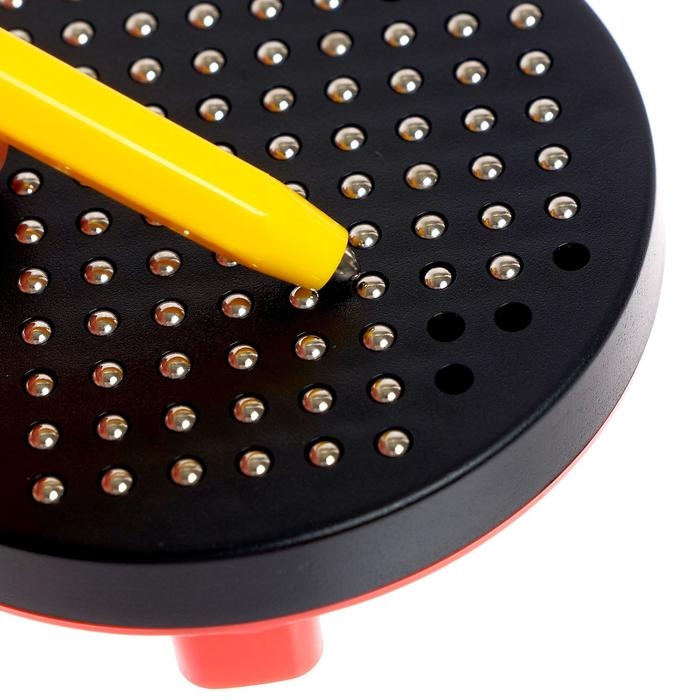 Планшет обучающий &laquo;Магнитное рисование&raquo;, 120 отверстий, с креплением на обороте, цвет чёрный